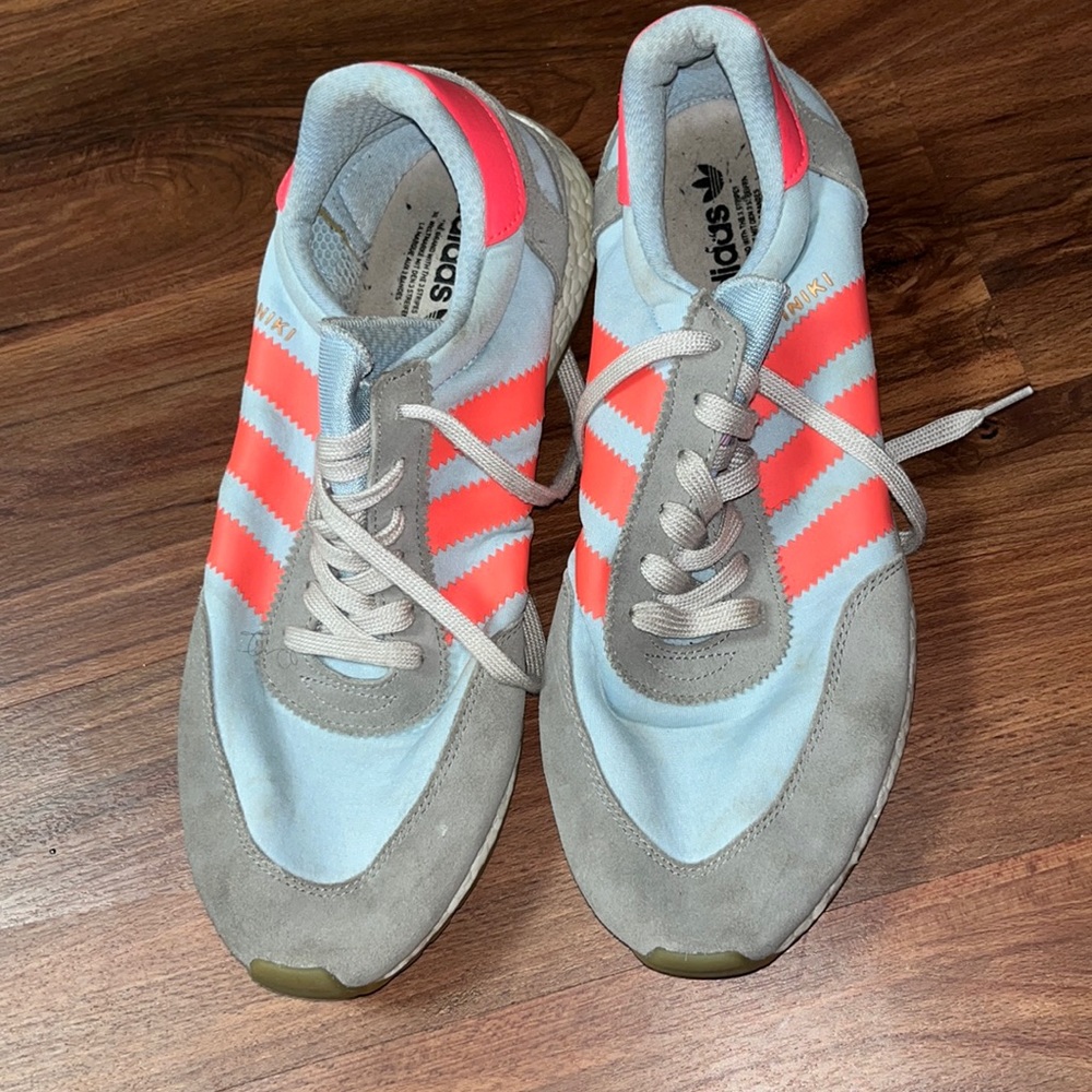 Adidas men sneakers